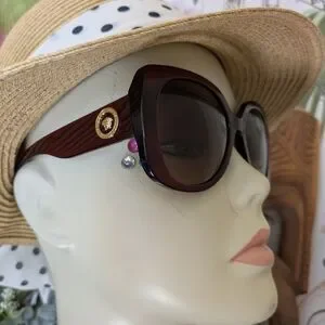 Versace Red Glamorous Oversized Sunglasses Versace | Accessories | Versace Red Glamorous Oversized  main image 4